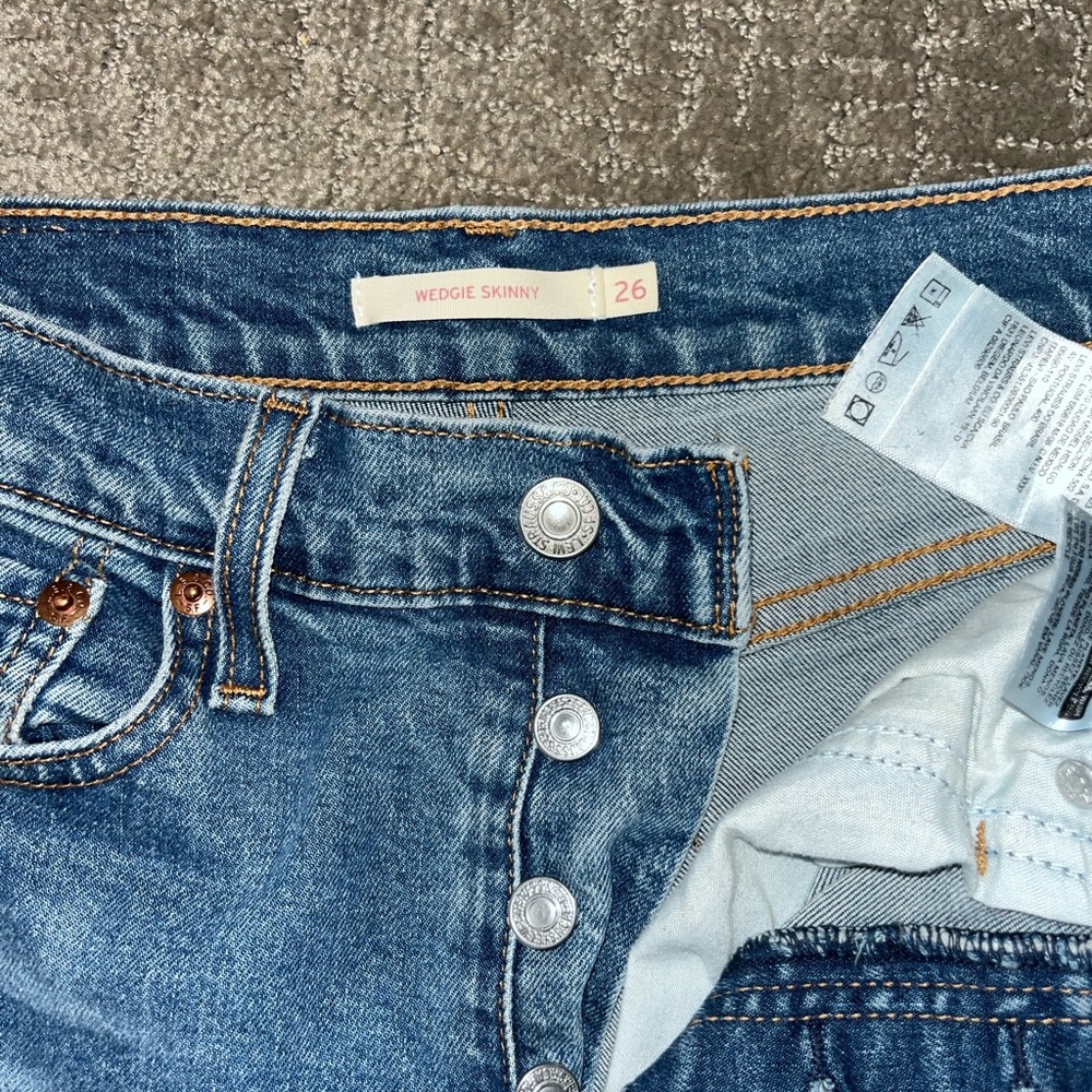 LEVI JEANS - Picture 4 of 4